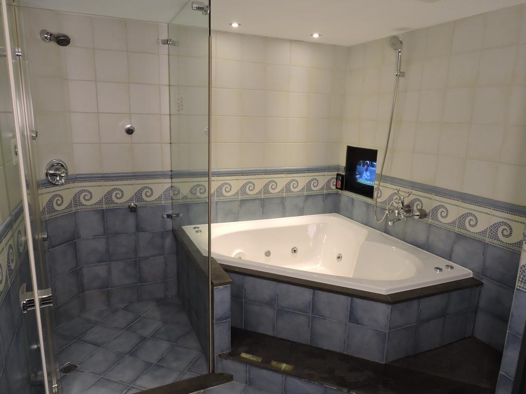 Edinburgh Motel Тайнан Екстериор снимка