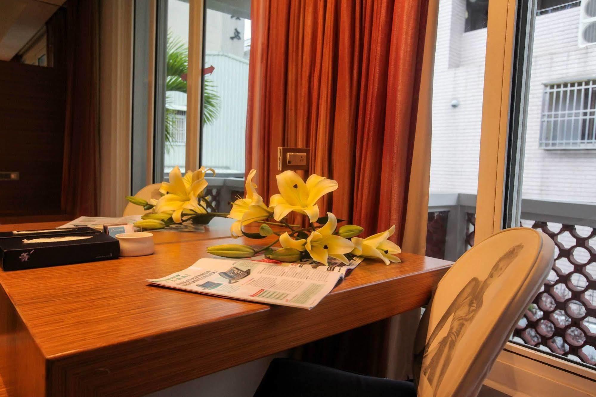 Edinburgh Motel Тайнан Екстериор снимка